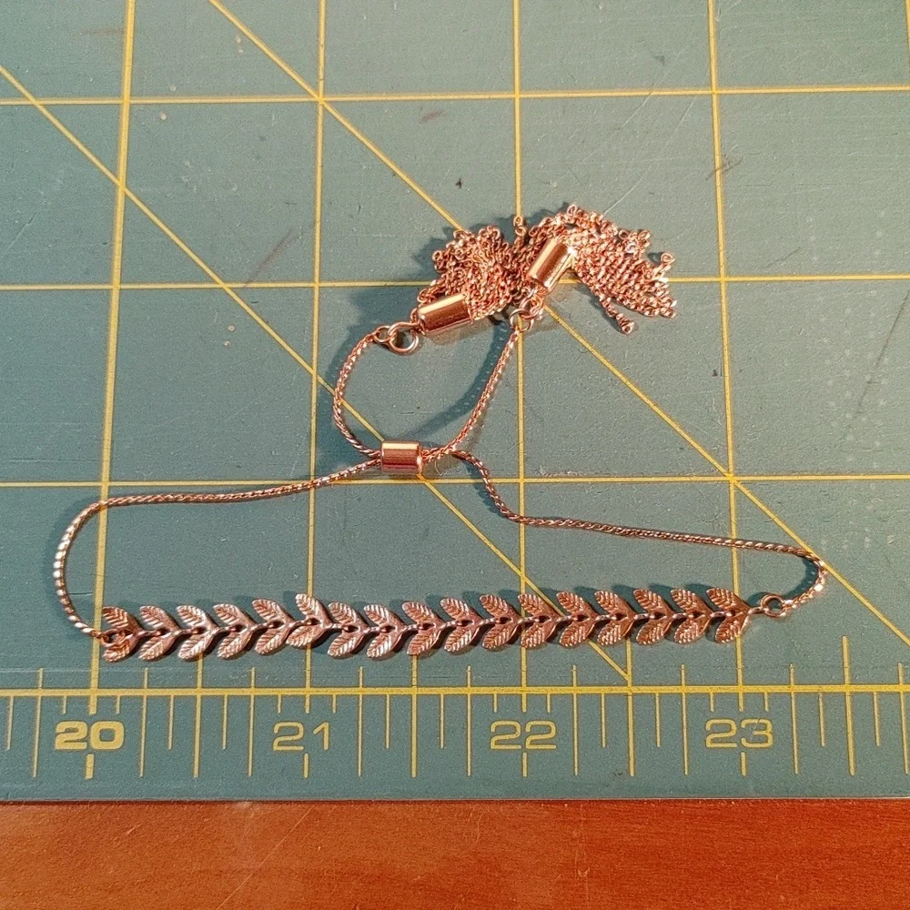 Rose Gold Adjustable Slider Chain Leaf Bracelet